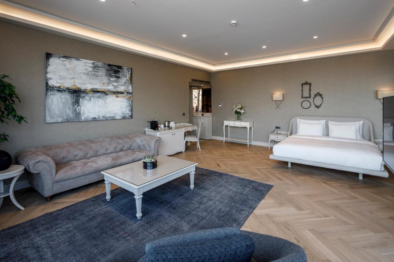 Lazzoni Otel