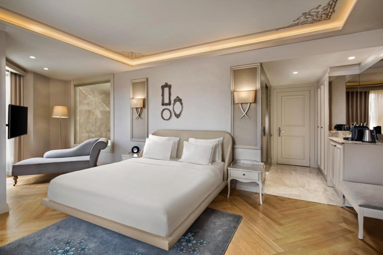 Lazzoni Otel