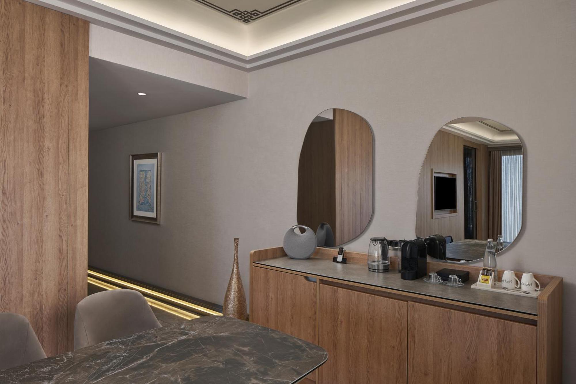 Otel Lazzoni İstanbul