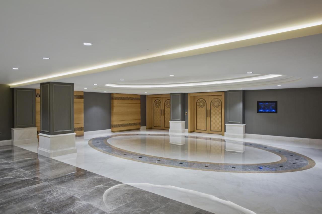Lazzoni Otel